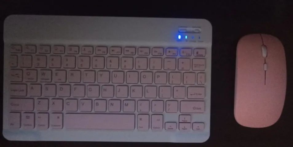 Mini Teclado/Mouse padrão americano, 10" pol. cores preto, branco, azul, rosa  ou amarelo - Foto 2