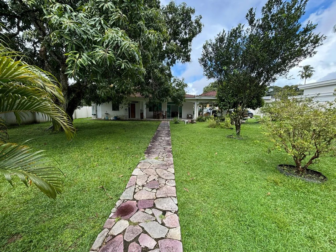 Condomínio Lago Azul - Vendo Casa 4 Suítes - Com 3.800 m² de área total - Foto 5