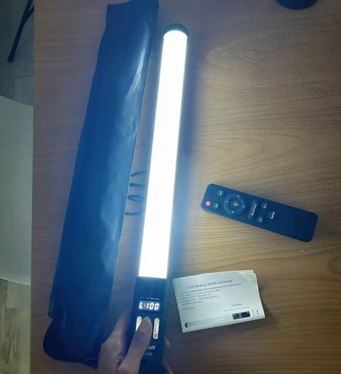 BASTÃO DE LED PARA FOTOS E VÍDEOS 