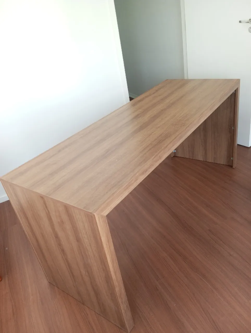 MESA DE ESCRITÓRIO