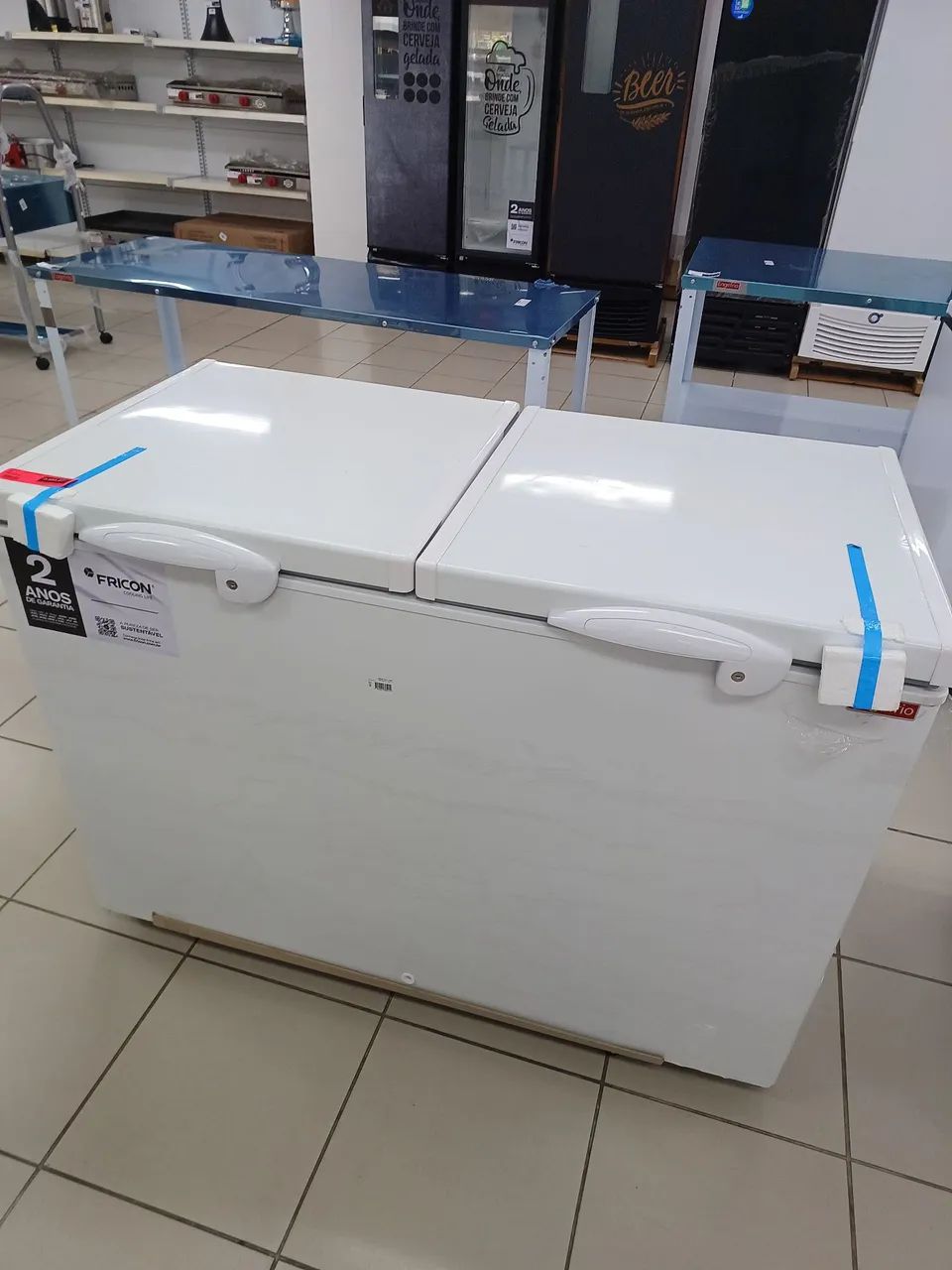 Freezer Horizontal 411 Litros FRICON 2 portas