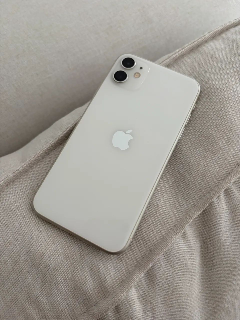 iPhone 11 branco 64gb