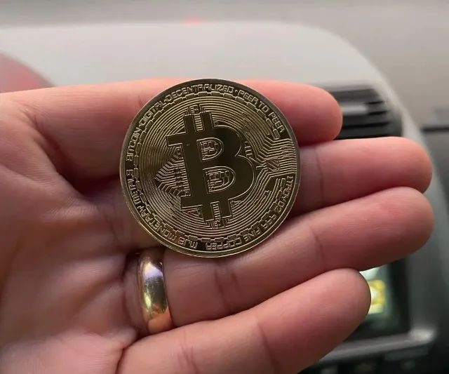 Moedas Físicas Criptomoedas Para Colecionador Diversas Ouro - Foto 5