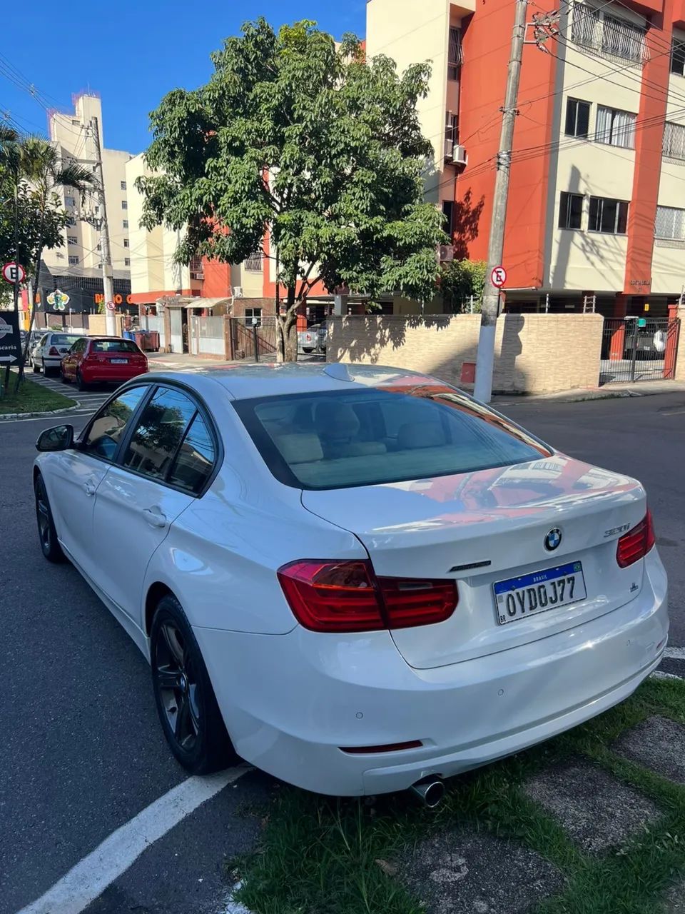 BMW 320I 2014