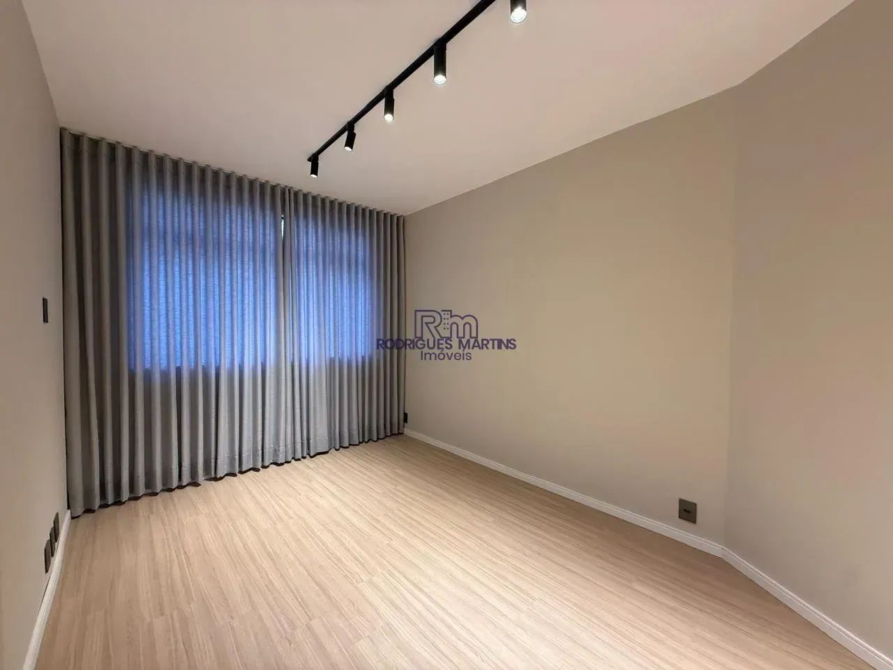 Apartamento à venda com 03 quartos no bairro Caiçara - Foto 2