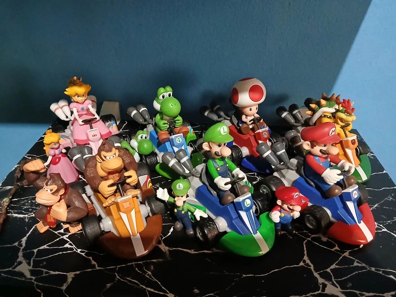 Bonecos cavaleiros do zodiaco e mario kart - Foto 4