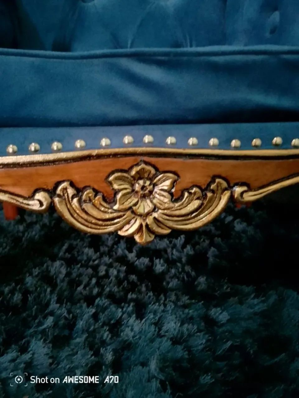 Poltrona classica com fabricação de peças unicas para cada cliente  - Foto 4