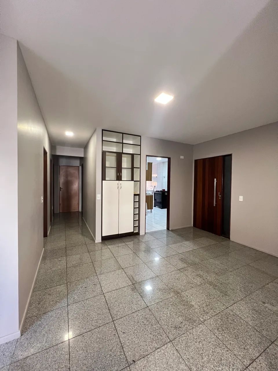 Alugo apartamento 3/4 - 120m2 | Jatiuca - Foto 4