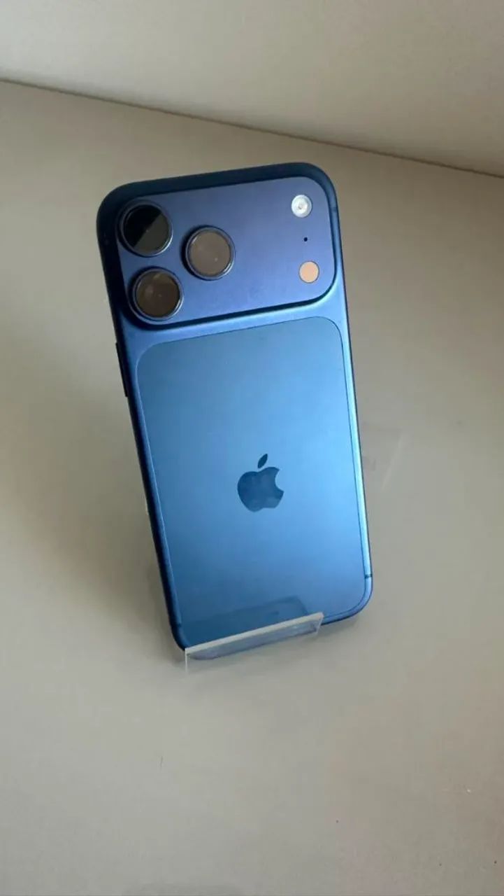 iPhone 17 pro Max azul 