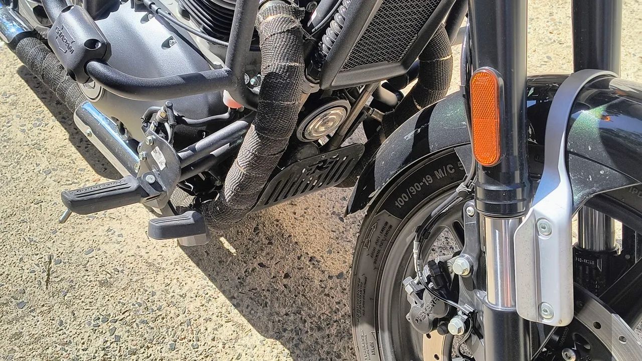 SUPER METEOR 650 - Foto 5