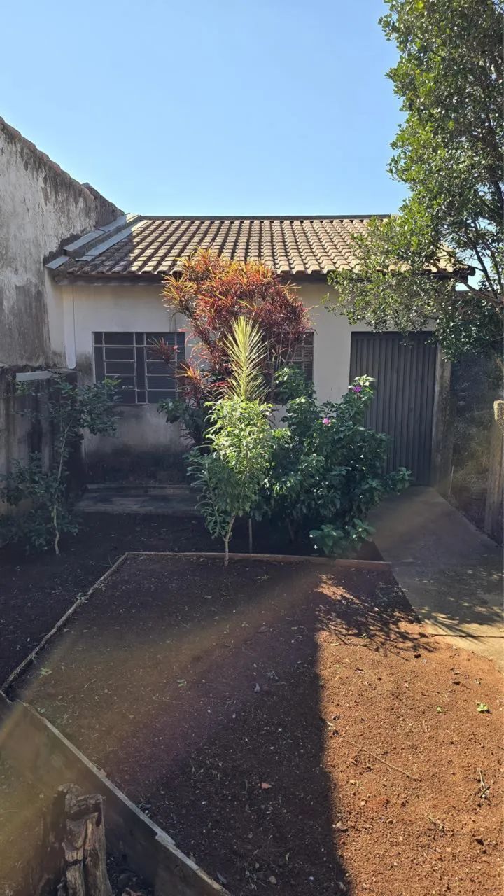Sobrado construído em terreno de 978 m², com área total de 155,82 m². - Foto 3