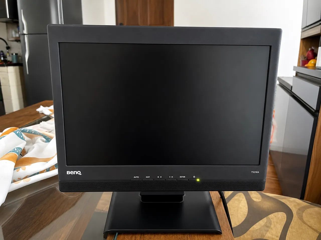 Monitor BenQ T52WA 15,4" LCD - Funcionando Perfeitamente - Foto 2