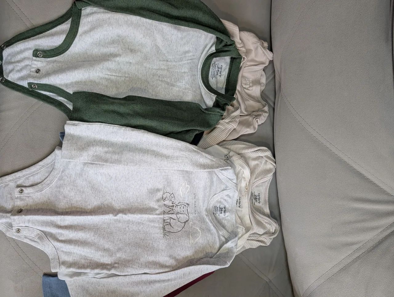 Bodys Carter's 9 unidades  - Foto 2
