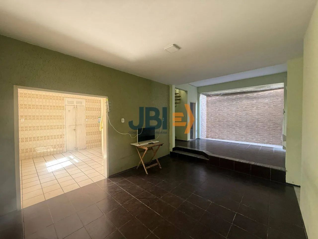 Vende-se casa com 4 quartos, sendo 1 suíte - Benfica - Foto 5