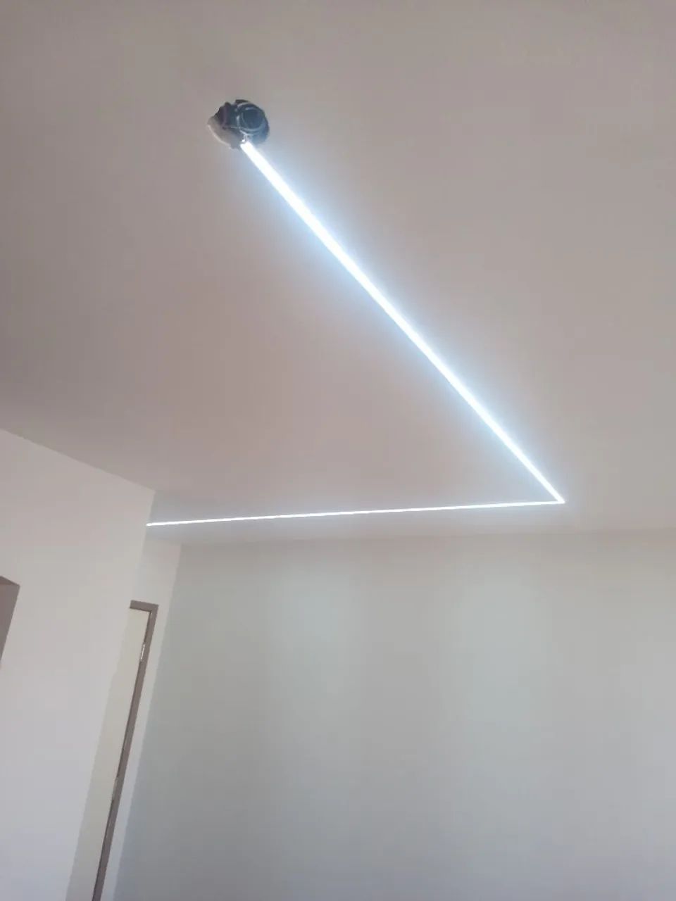 Trabalhamos com reforma de residência e salas comerciais do básico ao acabamento elétrica - Foto 4
