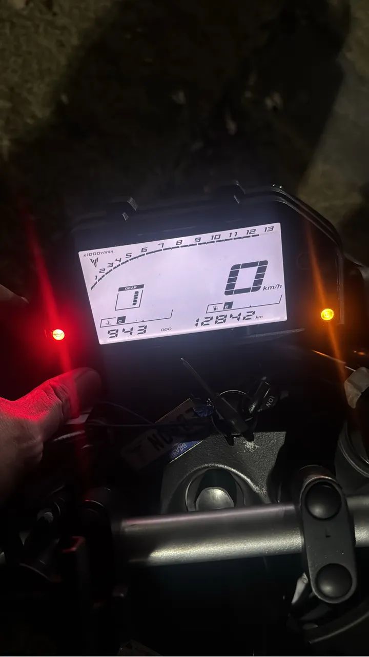Yamaha MT-03 - Foto 4
