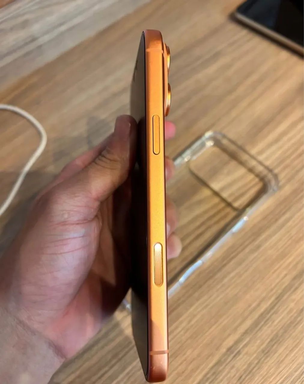 iPhone 17 Pro Max - Laranja (Cosmic Orange) - Foto 4
