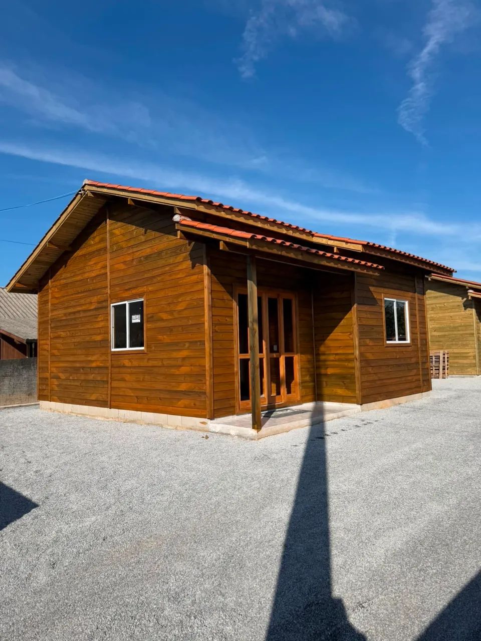 CASA NOVA Semi-mobiliada com 2 garagens em Paulo Lopes - Lugar Tranquilo 