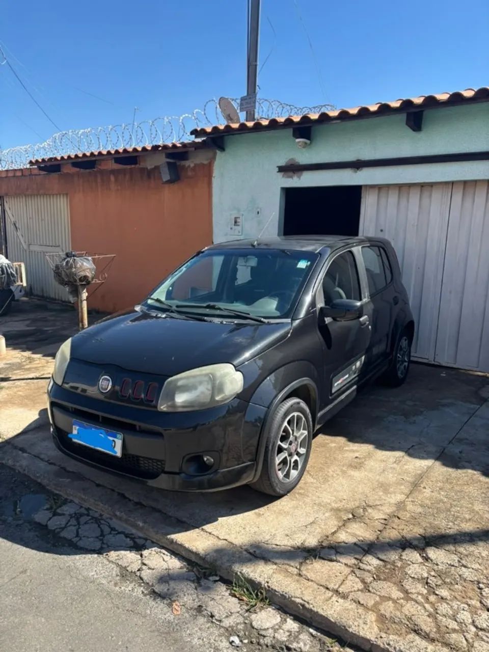 Fiat Uno Sporting 1.4 EVO Fire Flex 8V 4P 2012 - Foto 2