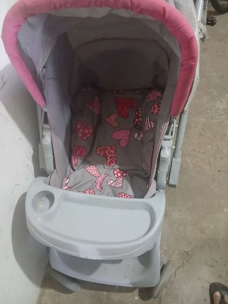 Carrinho de bebê feminino 