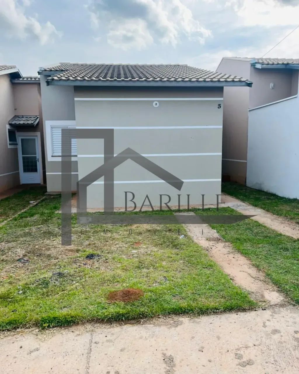 Imóvel para aluguel possui 70 metros quadrados com 2 quartos - Foto 2