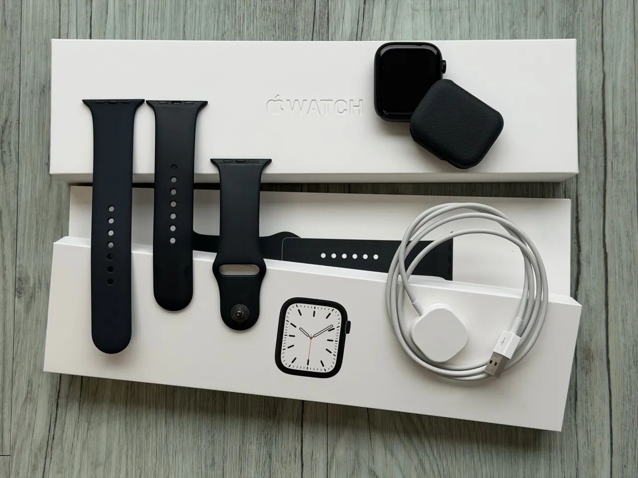 Apple Watch Series 7 GPS 45mm - Alumínio