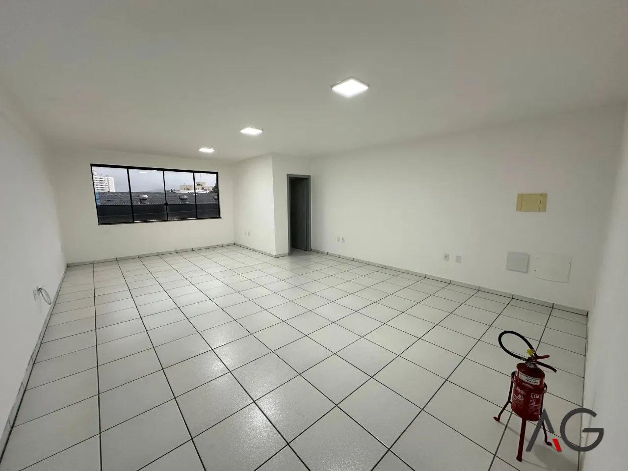 Sala comercial para aluguel com 41 m² em Roçado - São José - SC - Foto 3