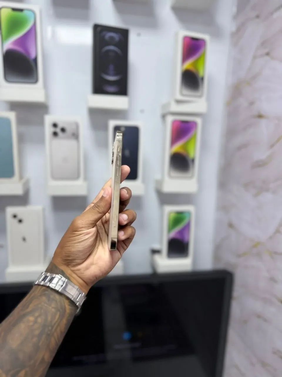 IPHONE 12 PRO MAX 128GB<br>R$ 2.199,00 - Foto 5
