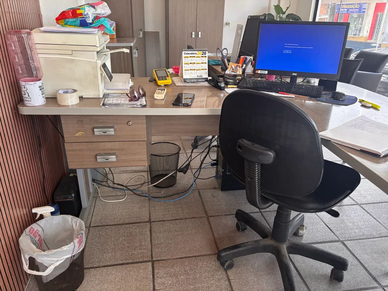 Mesa de escritório em L65181961954945121