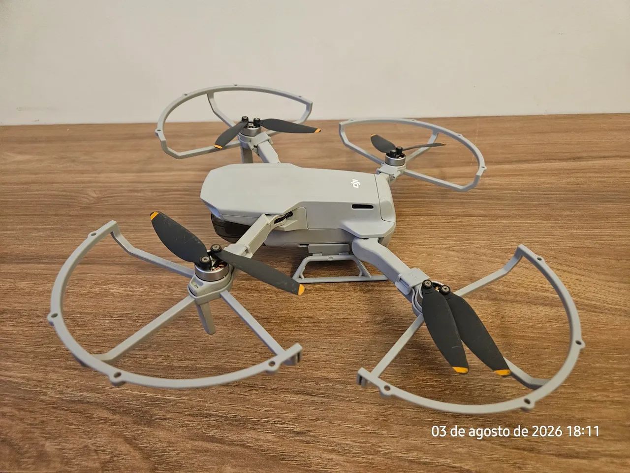 Drone dji mini 2 se + protetor de hélice e suporte de pouso - Foto 3