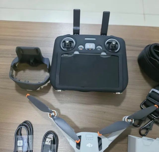 Drone Dji Mini 4 Pro Rc2 Fly More Combo Plus Anatel - Foto 2