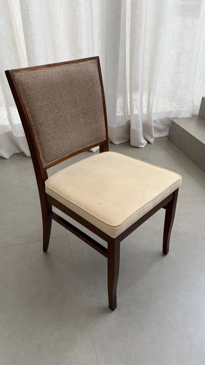Cadeiras de sala de jantar