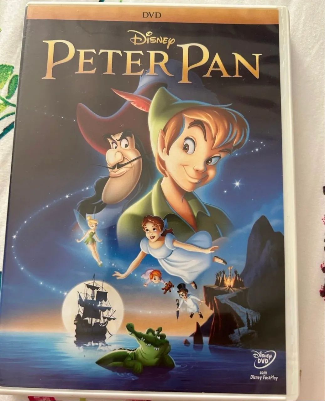 dvd  peter pan original, em ótimo estado.