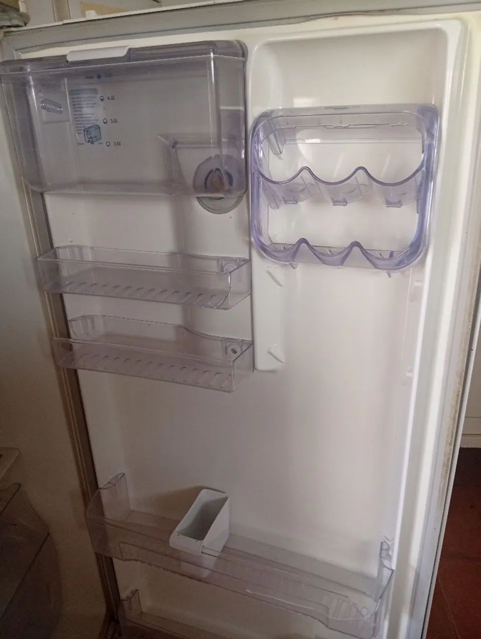 Vendo uma geladeira  - Foto 2