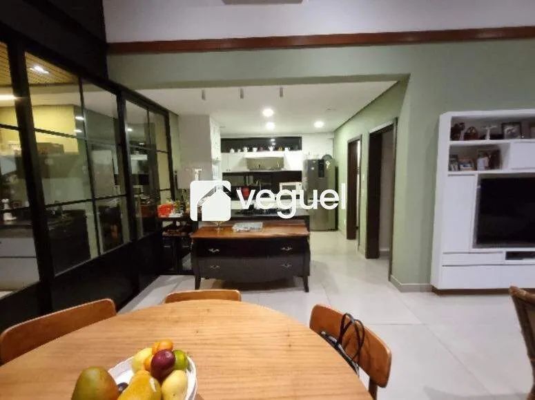 Casa em condomínio com 236m², 3 quartos, 3 suítes para alugar no Bairro Vila do Golfe em R