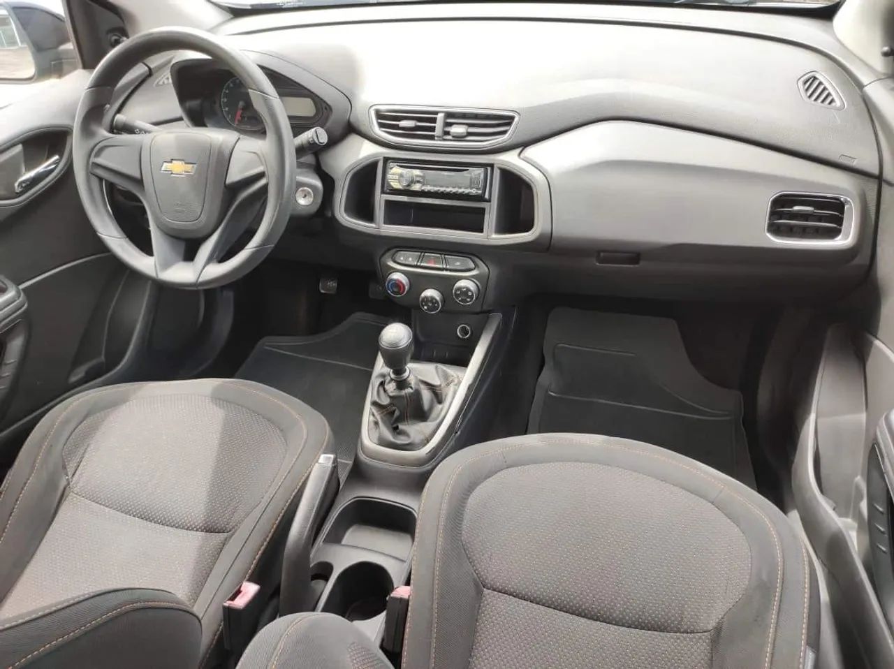 Chevrolet Onix Hatch LT 1.0 12V Flex Mec. 4P 2014 - Foto 5