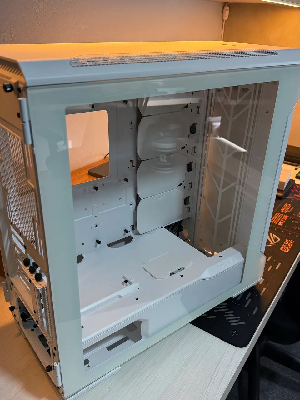 Gabinete Phanteks Evol - Foto 5