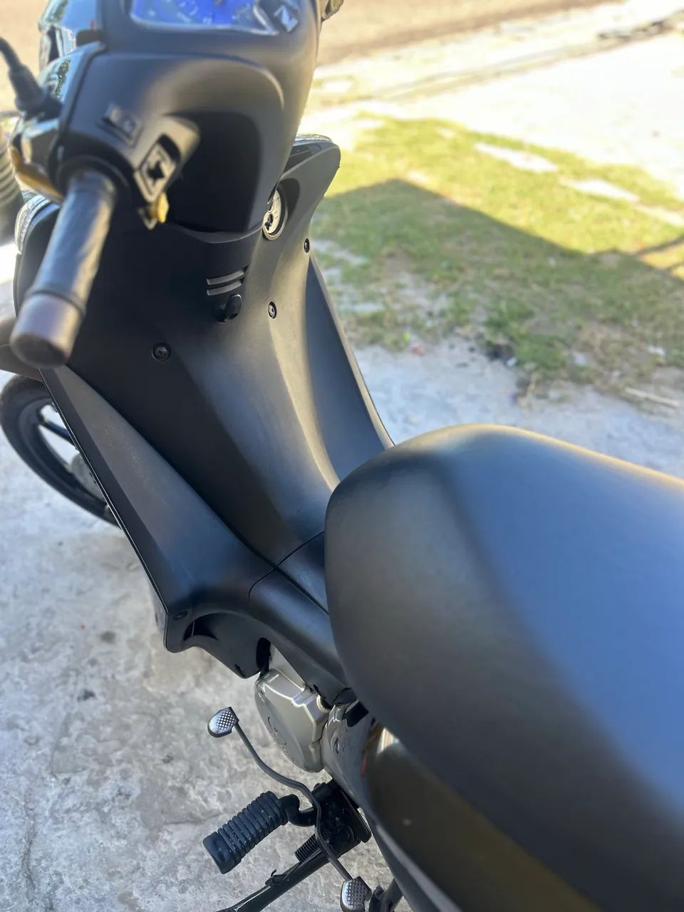 Biz 125EX - Foto 4