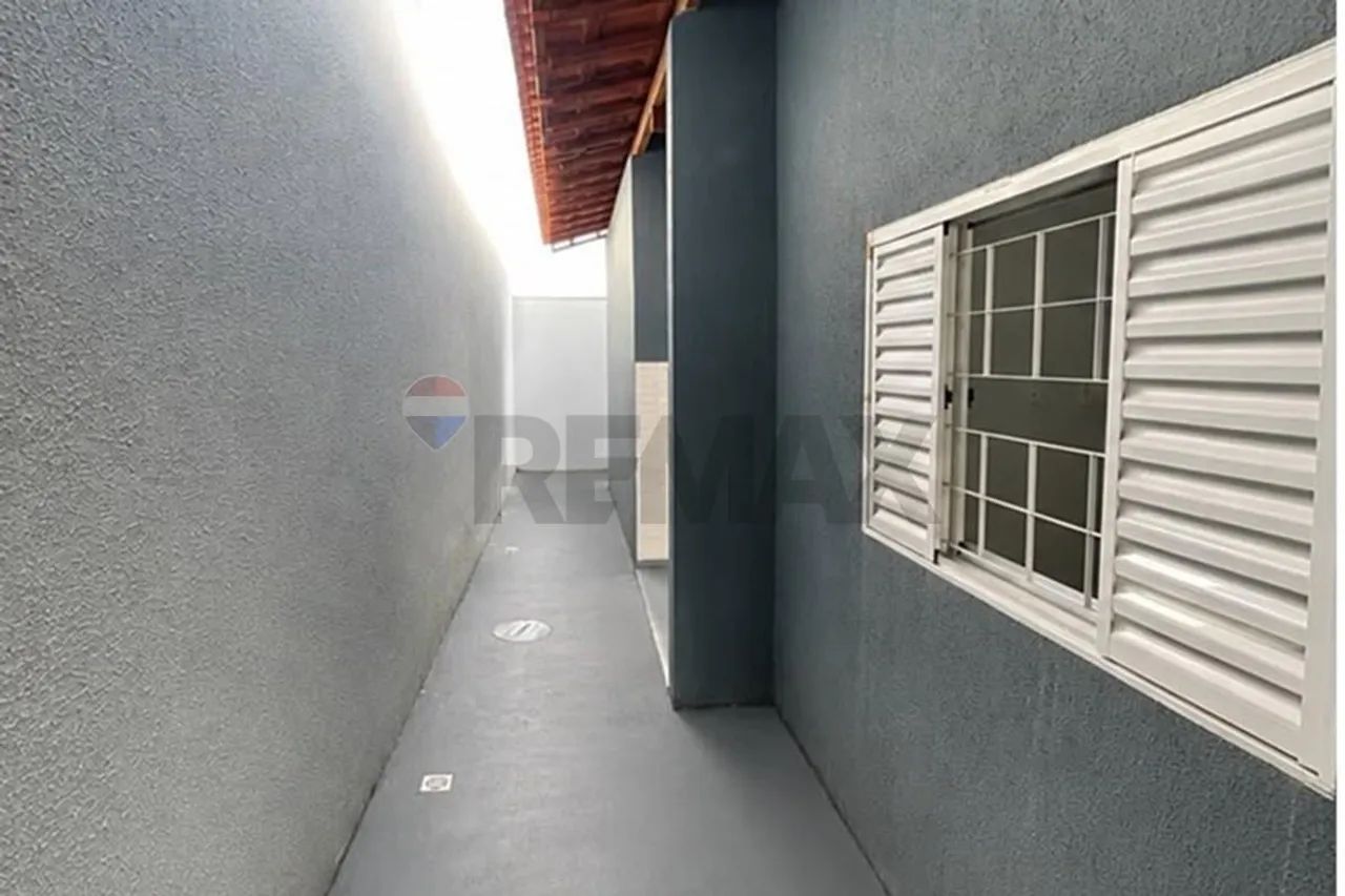 VENDO CASA NO BAIRRO ROSA BORORO - Foto 2