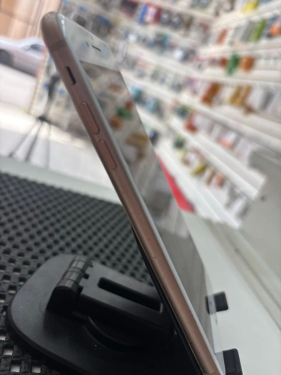 IPHONE 8 PLUS DOURADO (USADO) - Foto 4