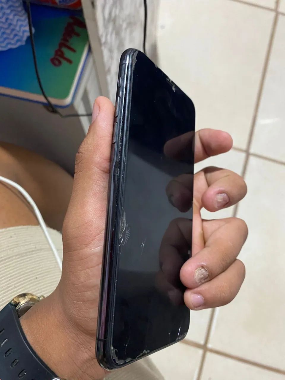 iPhone 11 Pro Max a venda  - Foto 3