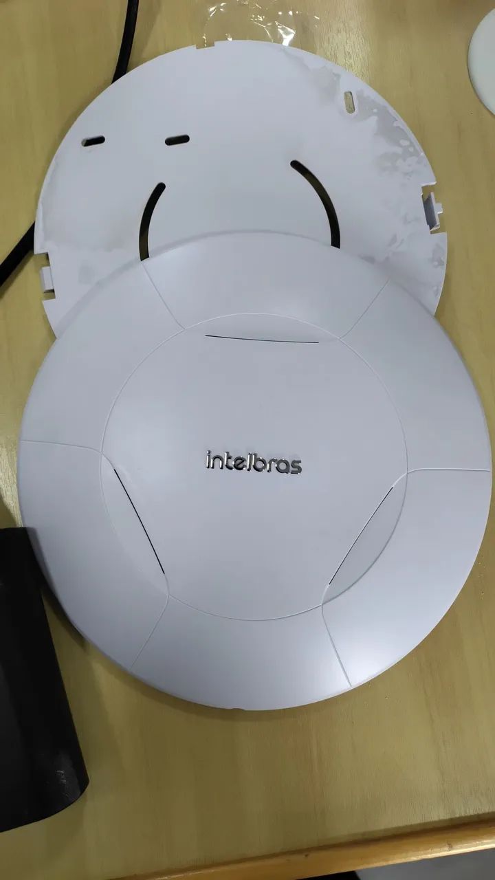 Roteador Empresarial Wi-Fi 4 de Longo Alcance AP 360 Branco Intelbras