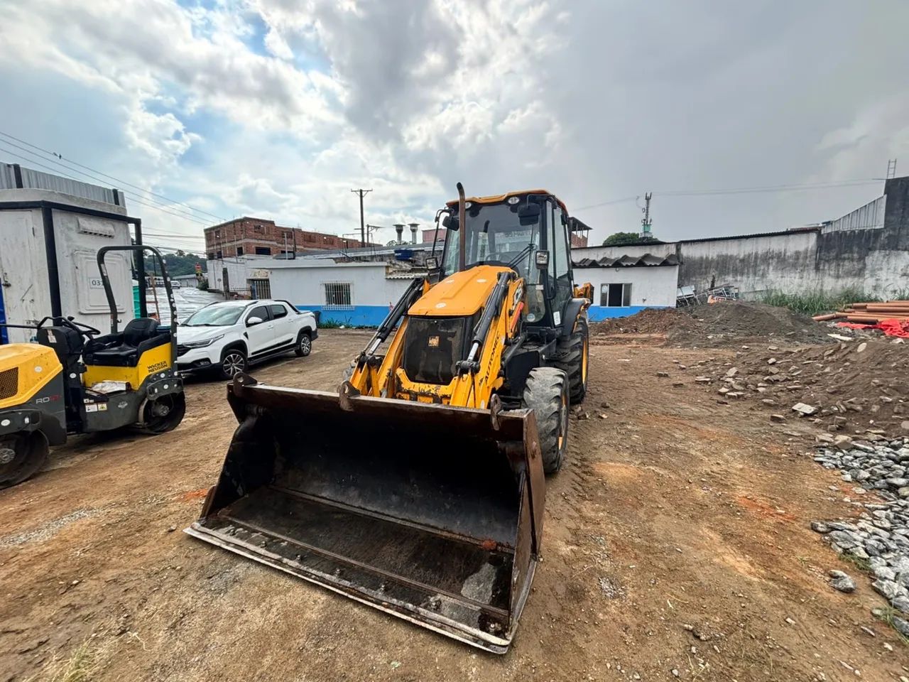 Retroescavadeira JCB 3CX 2019 com 3ª função e caçamba hidráulica - Foto 5