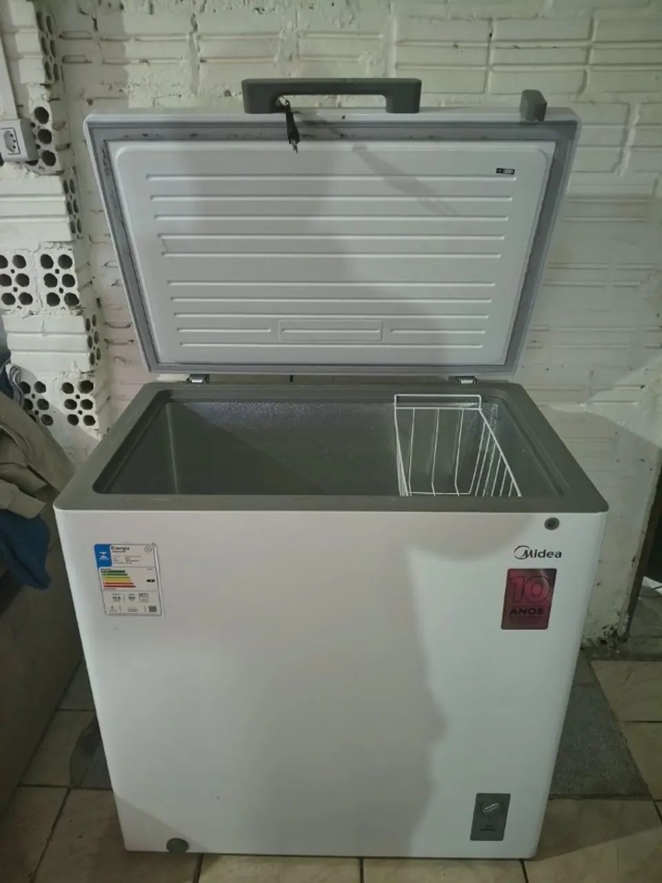 user_76f04e19 出品 Freezer Midea 200L Horizontal - Semi novo - 127V - Geladeiras e