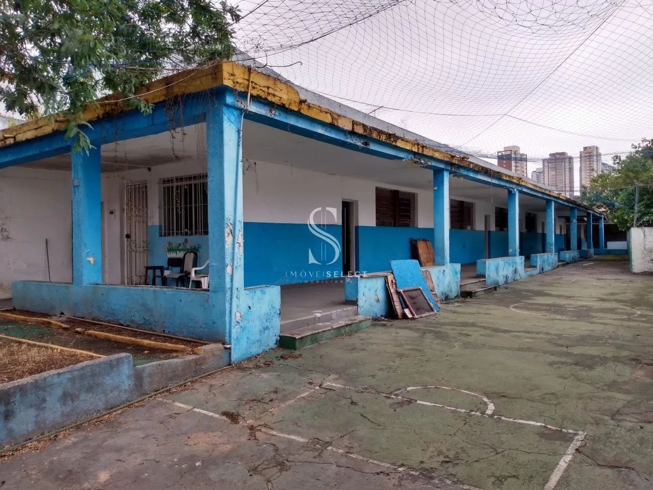 Prédio comercial em Jardim da Glória - São Paulo