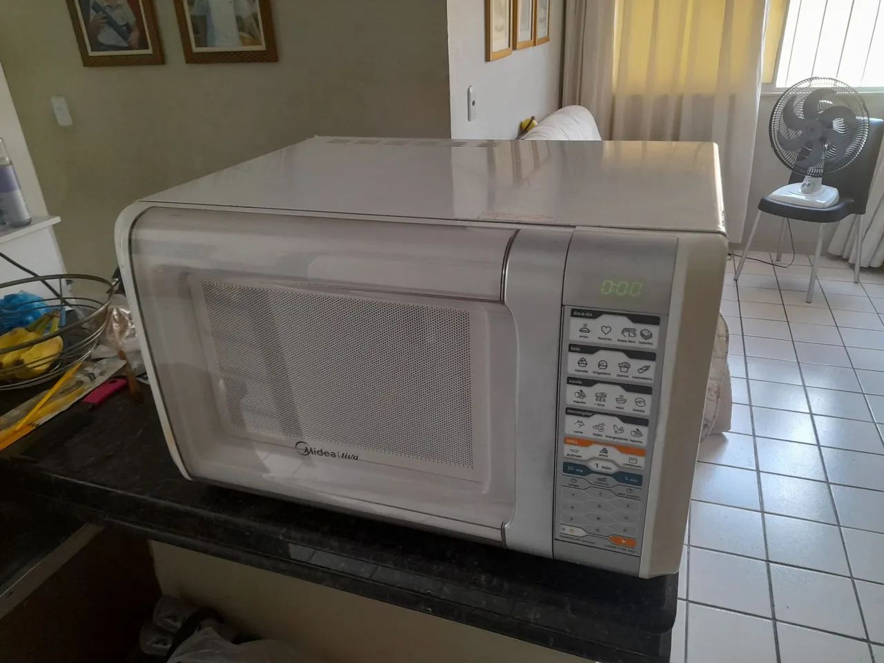 Microondas 30Lt Novíssimo com Grill
