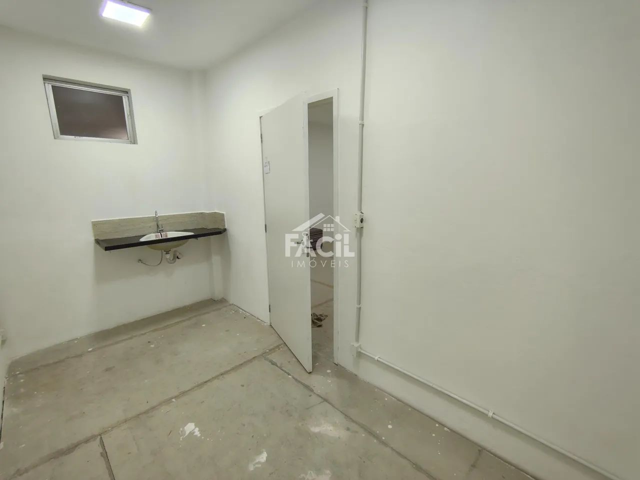 Sala Comercial em Jardim Camburi, Vitória | 40m² para Alugar - Foto 2