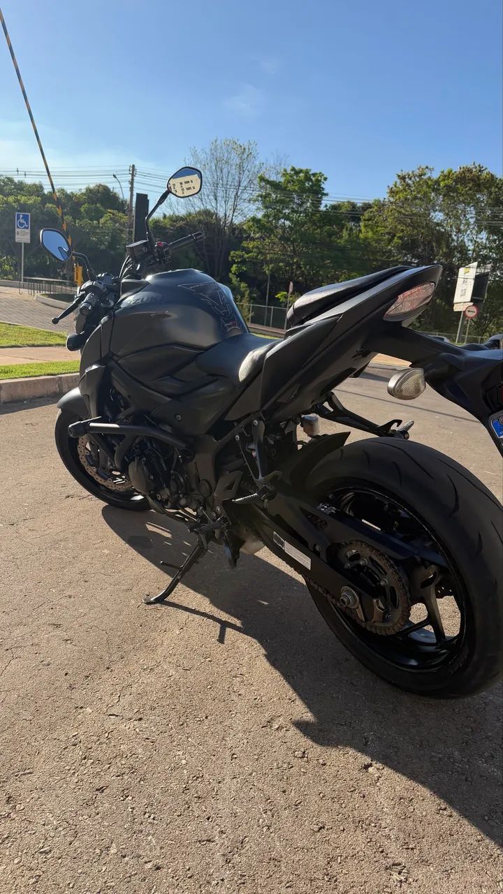 GSX-S 750 - Foto 5