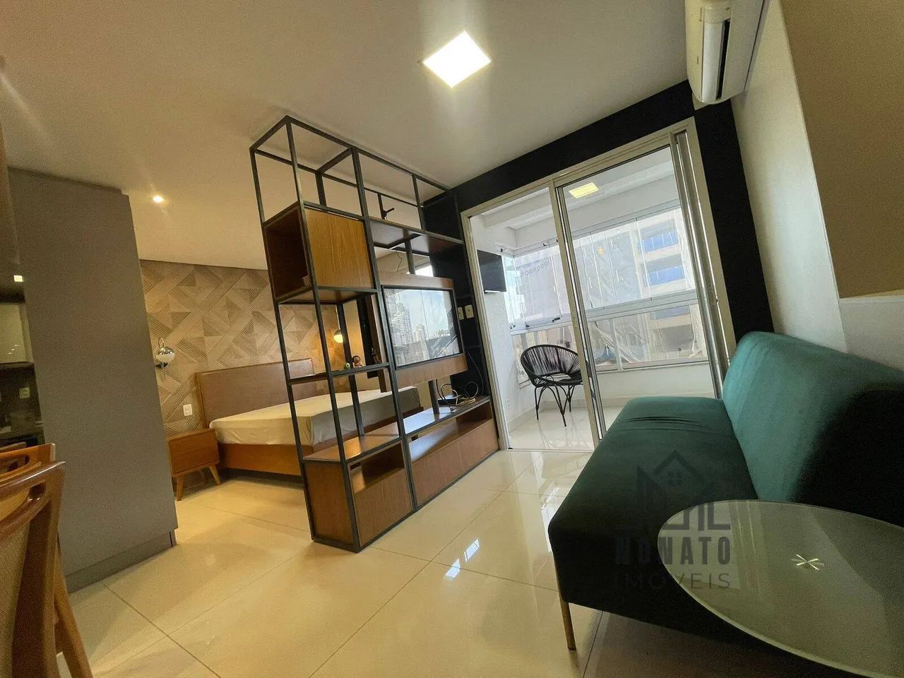 Flat Mobiliado à Venda no Setor Bueno Edifício Luz com 42m² e Sacada - Foto 3