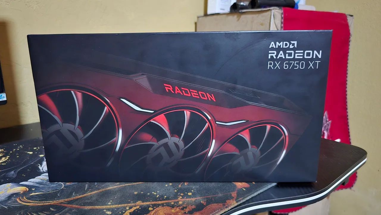 RX 6750 XT XTX FOUNDERS EDITION - Foto 3
